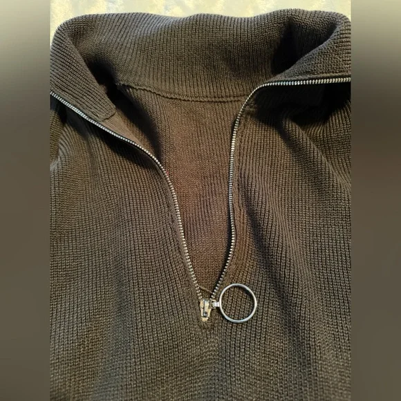 Stylish Sleeveless Green Romper - Picture 7 of 12